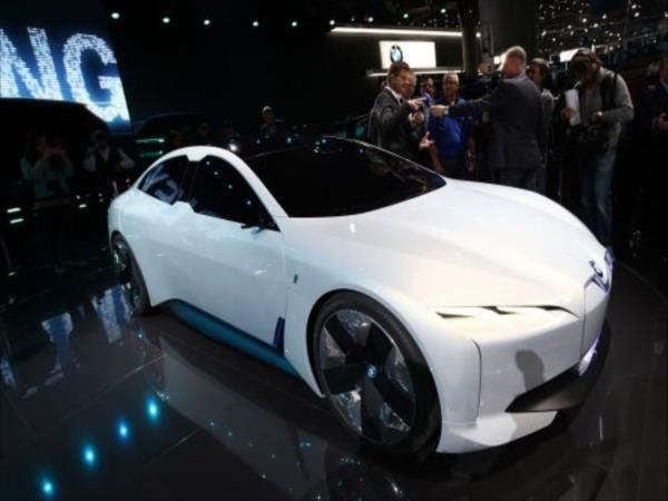 xe-o-to-BMW-i-Vision-Dynamics-1