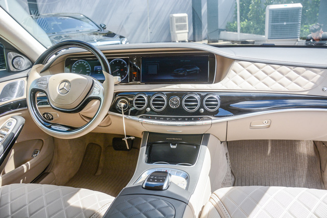 Ngọc Trinh tậu xe siêu sang Mercedes-Maybach S500 giá 11 tỷ Đồng - Ảnh 4.